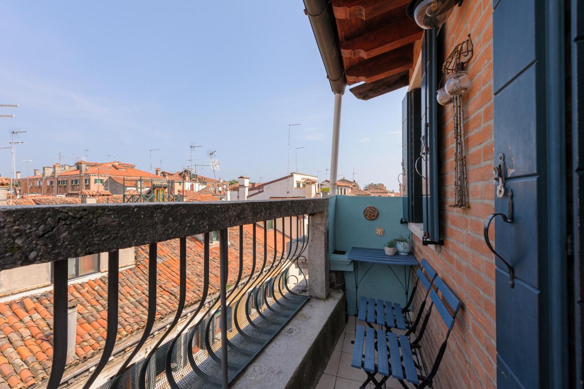 Biennale - Terrace Over Castello * Venedig